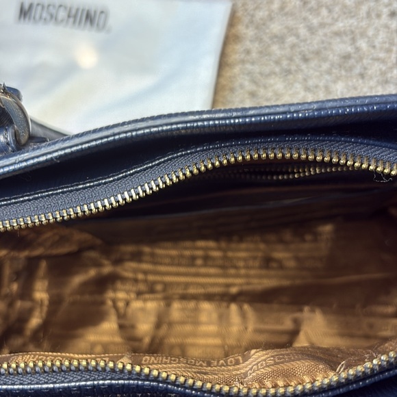 BN!!!!!!!! Authentic Moschino Love Navy Blue Women's Bag DUO!!!!! - Picture 10 of 16